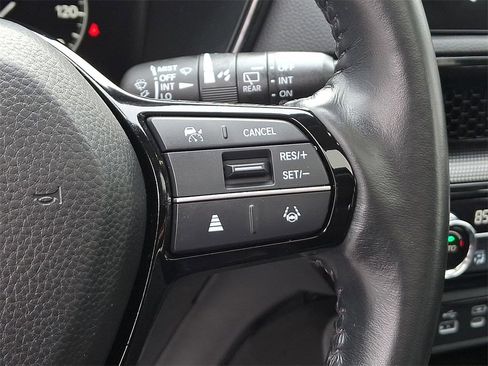 Used 2023 Honda CR-V EX-L image 23