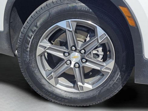 Used 2024 Chevrolet Blazer LT AWD/4WD image 16