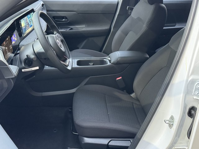 Used 2026 Nissan Kicks S FWD image 17