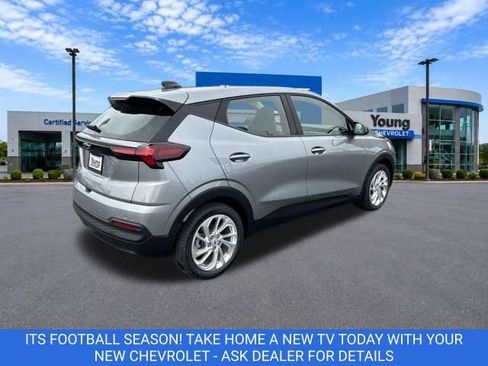 New 2027 Chevrolet Bolt LT FWD image 7