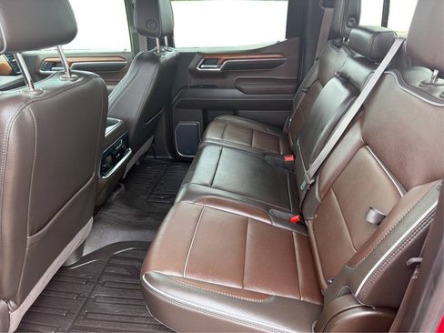 Used 2023 GMC Sierra 1500 Denali w/ Denali Reserve Package AWD/4WD image 10