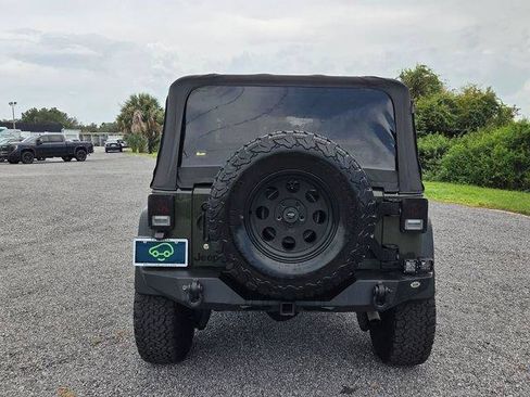 Used 2015 Jeep Wrangler Sport AWD/4WD image 4