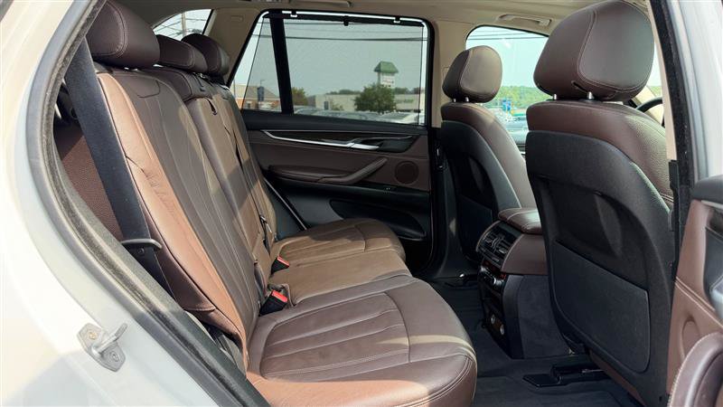 Used 2015 BMW X5 xDrive35i AWD/4WD image 43