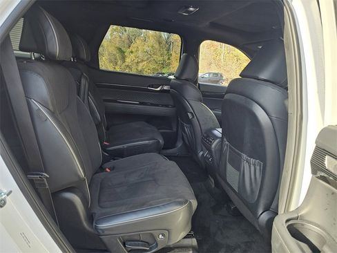 Certified 2025 Hyundai Palisade Calligraphy image 30