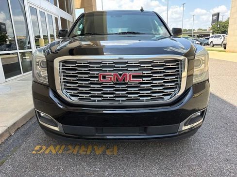 Used 2018 GMC Yukon Denali AWD/4WD image 5