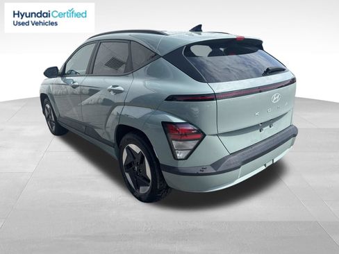 Used 2025 Hyundai Kona SEL FWD image 7