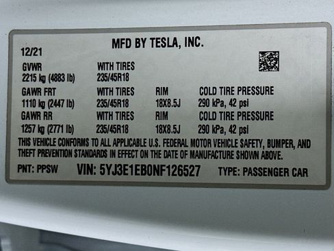 Used 2022 Tesla Model 3 Long Range AWD/4WD image 24
