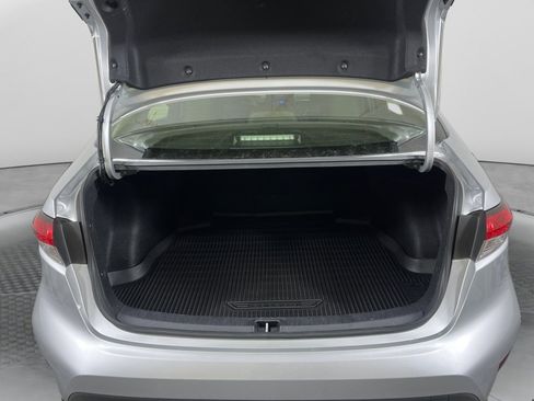 Used 2024 Toyota Corolla LE image 16