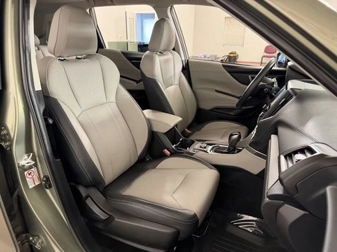 Used 2019 Subaru Forester Limited w/ Popular Package #3 AWD/4WD image 39