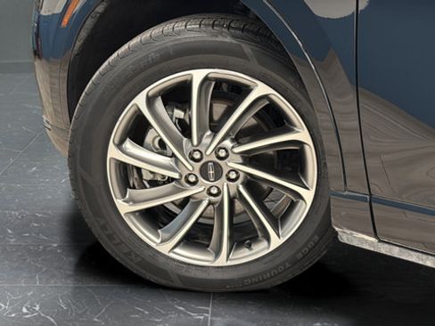 Used 2025 Lincoln Corsair Grand Touring w/ Equipment Group 301A AWD/4WD image 37