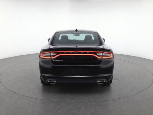 Used 2023 Dodge Charger SXT RWD image 3