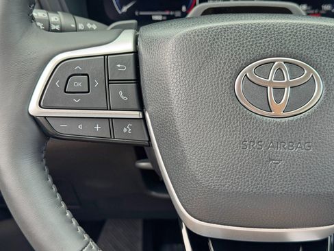 Used 2024 Toyota Grand Highlander Platinum image 21