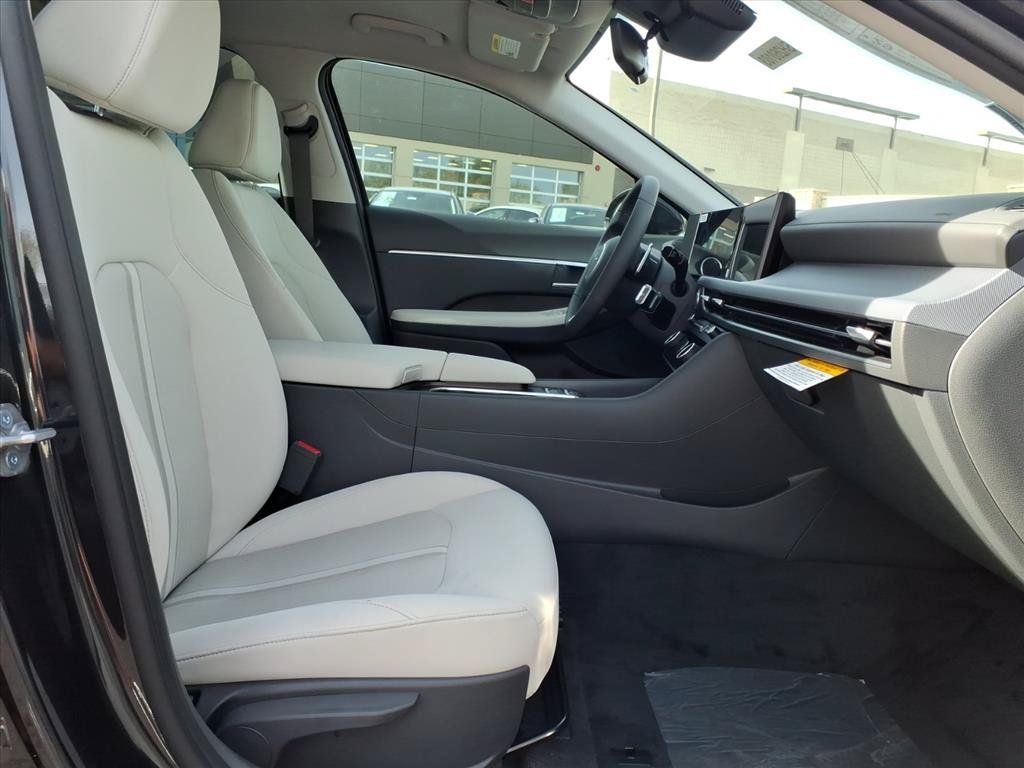 New 2026 Hyundai Sonata SEL FWD image 7