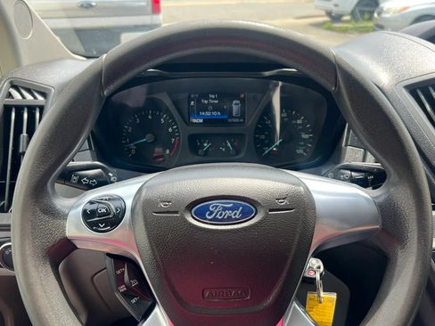 Used 2018 Ford Transit 250 148 Medium Roof RWD image 23