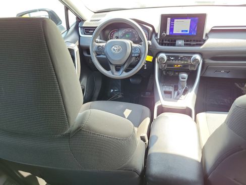 Used 2023 Toyota RAV4 LE FWD image 17