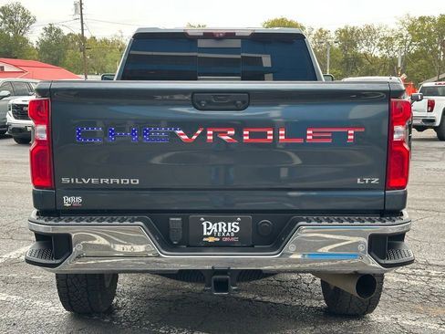 Used 2020 Chevrolet Silverado 2500 LTZ w/ LTZ Texas Edition image 5