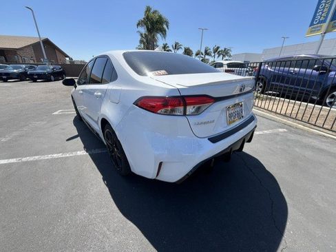 Used 2024 Toyota Corolla SE w/ SE Package FWD image 8