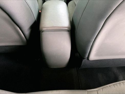 Used 2016 Kia Forte LX image 10