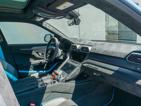 Used 2024 Lamborghini Urus Performante image 58