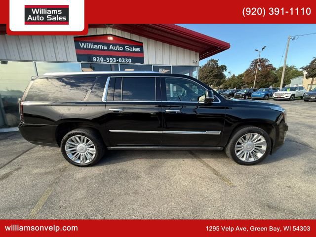 Used 2020 Cadillac Escalade ESV Platinum AWD/4WD image 4