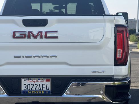 Used 2023 GMC Sierra 3500 SLT w/ SLT Preferred Package image 7