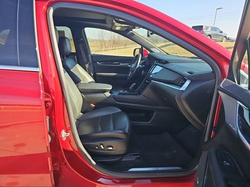 Used 2024 Cadillac XT5 Premium Luxury image 29