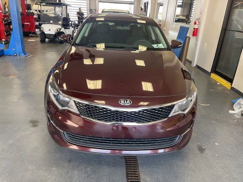 Used 2016 Kia Optima LX w/ Option Group 014 image 9