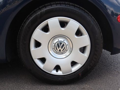 Used 2003 Volkswagen Beetle GL FWD image 35