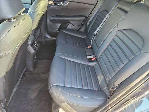 Used 2023 Kia Forte GT-Line w/ GT-Line Premium Package image 21