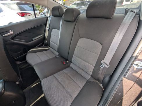 Used 2018 Kia Forte LX image 18