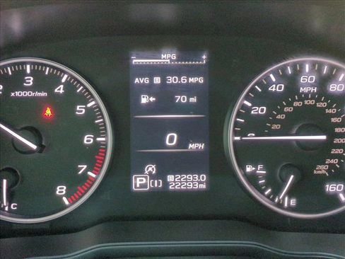 Used 2024 Subaru Crosstrek 2.0i Premium image 11