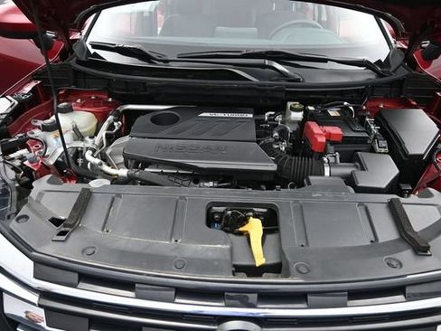 Used 2024 Nissan Rogue SV FWD image 22