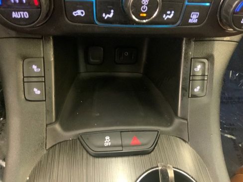 Used 2017 GMC Acadia SLT image 17