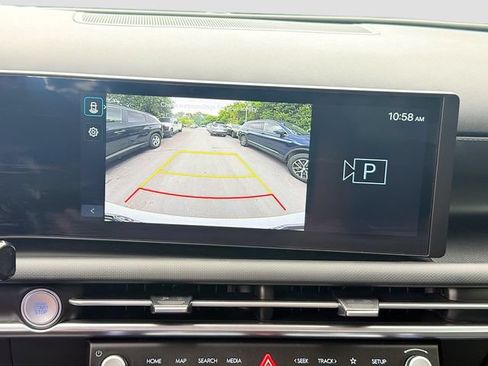 Certified 2025 Hyundai Tucson SE FWD image 13