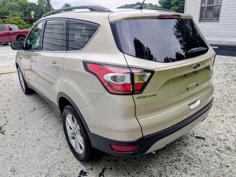 Used 2018 Ford Escape SE FWD image 13
