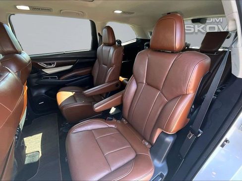 Used 2019 Subaru Ascent Touring w/ Popular Package #2A AWD/4WD image 26