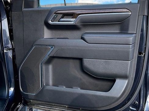 Used 2023 GMC Sierra 1500 Elevation image 18