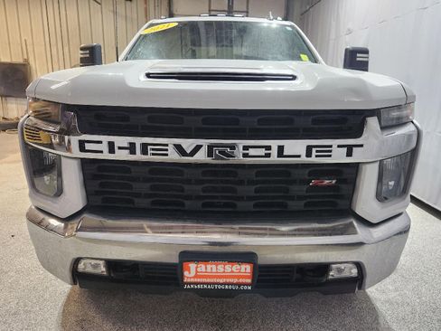 Used 2021 Chevrolet Silverado 3500 LT w/ Convenience Package image 3