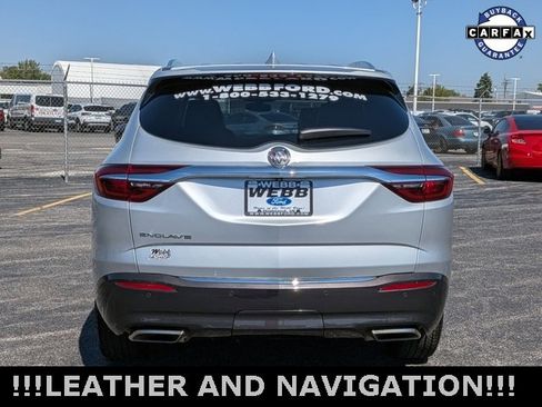 Used 2021 Buick Enclave Essence image 7