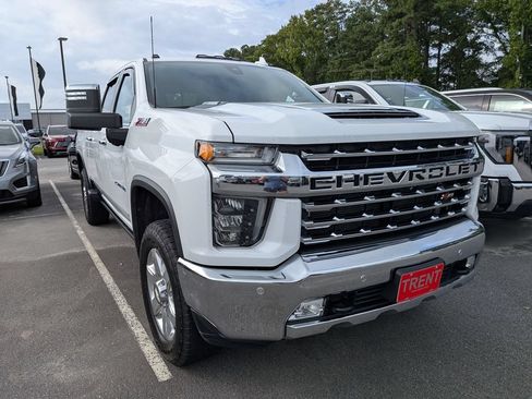 Used 2022 Chevrolet Silverado 2500 LTZ w/ LTZ Premium Package AWD/4WD image 13