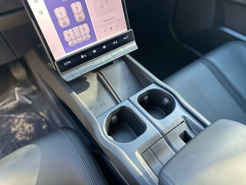 Used 2023 Fisker Ocean One AWD/4WD image 25