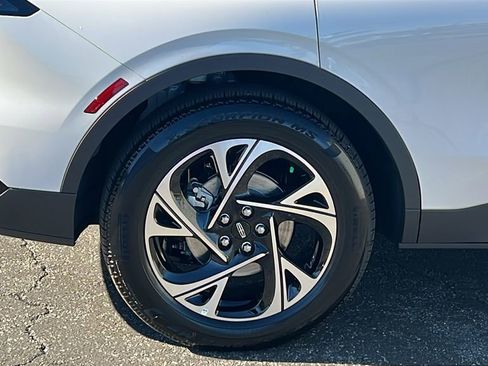 New 2026 Lincoln Nautilus Premier image 5