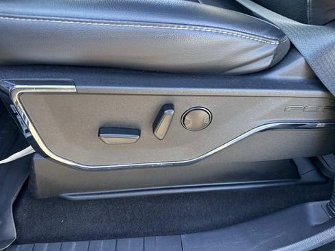 Certified 2024 Ford F150 Lariat AWD/4WD image 19