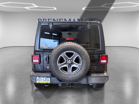 Used 2018 Jeep Wrangler Unlimited Sport AWD/4WD image 7