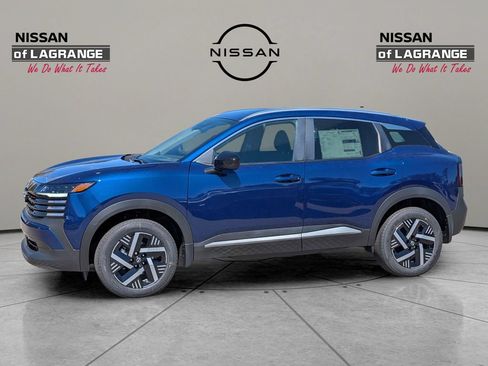 New 2026 Nissan Kicks SV FWD image 8
