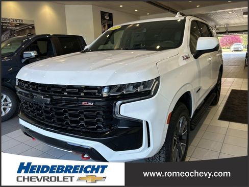 Certified 2023 Chevrolet Tahoe Z71 w/ Luxury Package AWD/4WD image 6