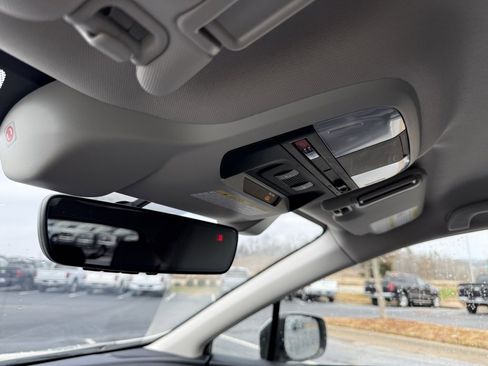 Used 2023 Subaru Crosstrek 2.0i Premium image 20