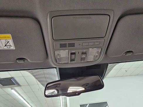 Used 2017 Honda CR-V Touring image 21