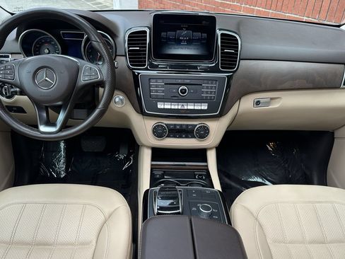 Used 2018 Mercedes-Benz GLE 350 4MATIC image 16