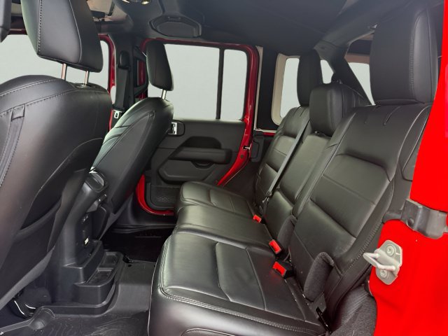 Used 2021 Jeep Wrangler Unlimited Sahara AWD/4WD image 9